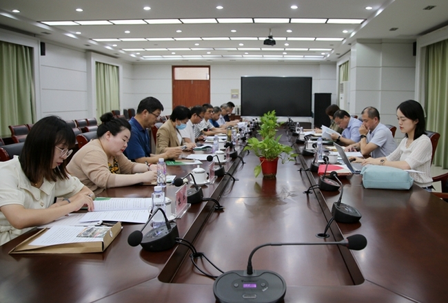 市发展和改革委员会来安徽中医药高等专科学校调研指导工作(图1)