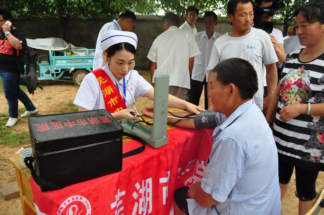 我院派出第六批抗洪抢险医疗服务分队(图3)