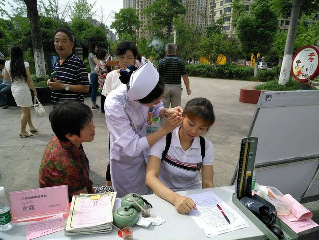 我院参加“2017年健康中国行－合理膳食”芜湖站系列主题活动(图12)