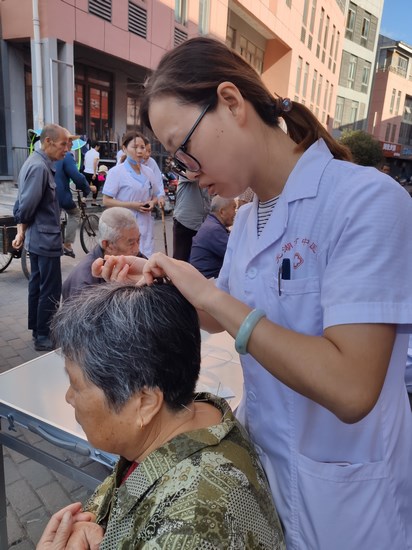 “不忘初心 牢记使命”服务百姓健康行动 ----市中医医院弋江区联体进社区白马中心义诊活动纪实(图5)