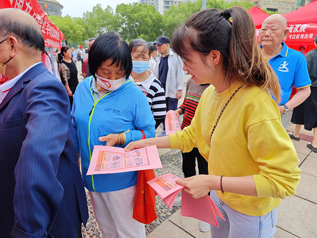 【民法典宣传月】行政第三党支部开展“美好生活 民法典相伴”主题党日活动(图2)